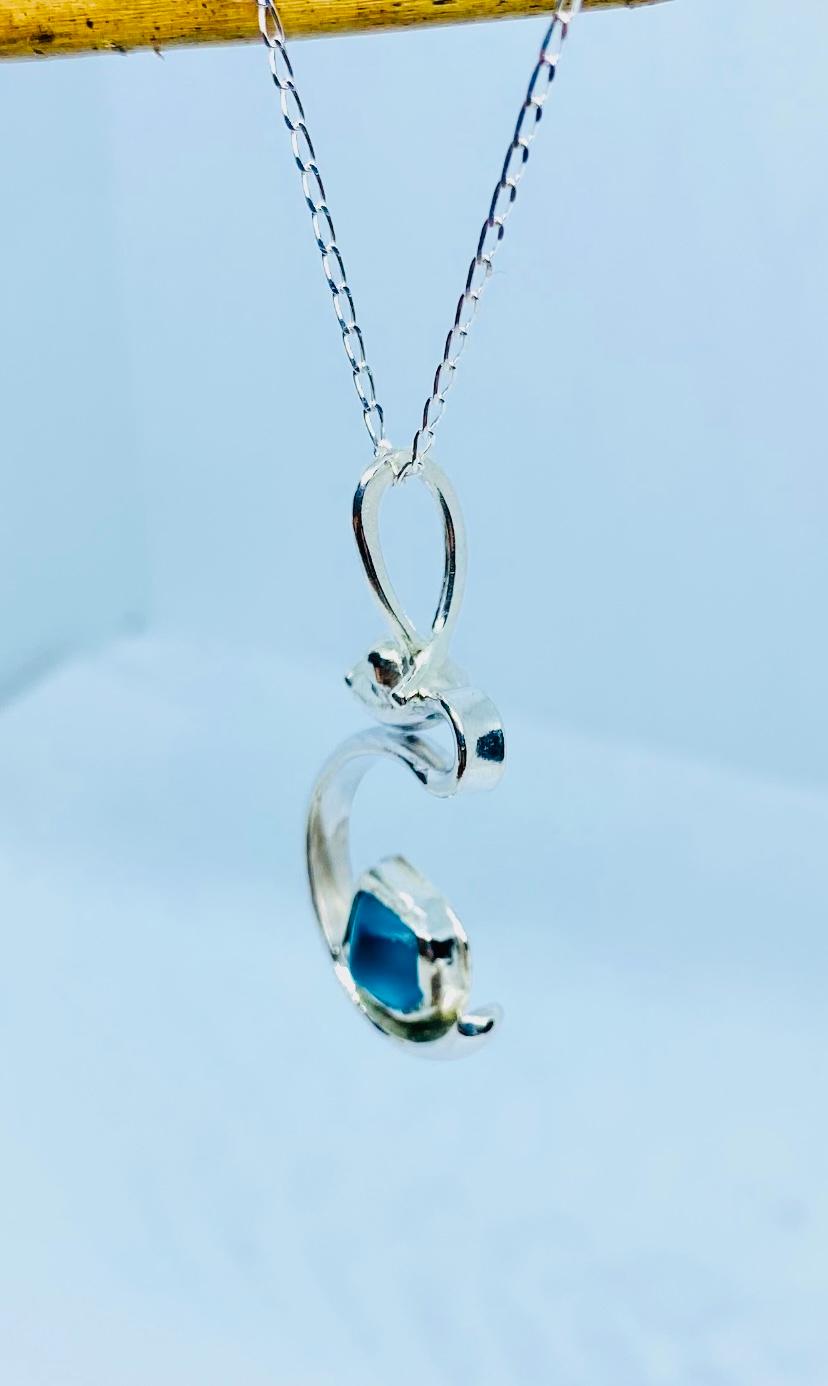 AquaBlueSeaGlassSilverNecklace1Coastal Shore Designs Norfolk