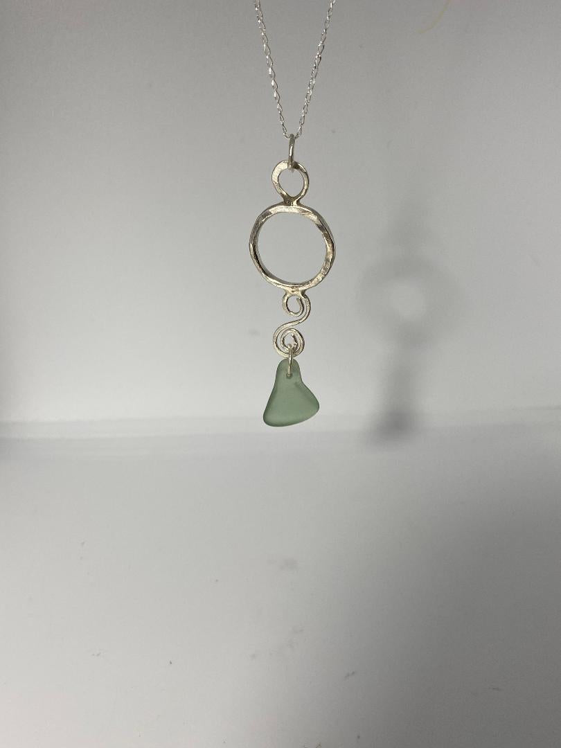 SeaFoamSeaGlassSterlingSilverNecklace-CoastalShoreDesigns-Norfolk.3